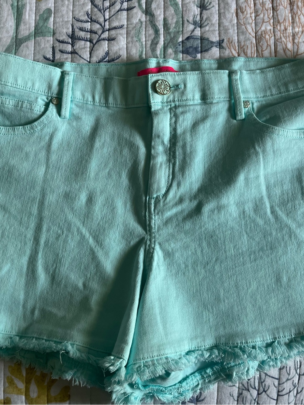 Lilly Pulitzer frayed hem shorts